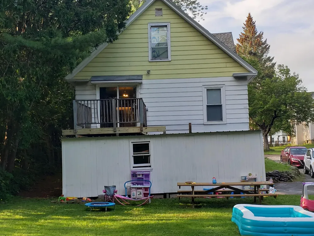 28 Eaton Street Old Town ME 04468