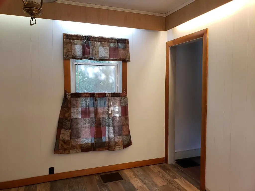 28 Eaton Street Old Town ME 04468