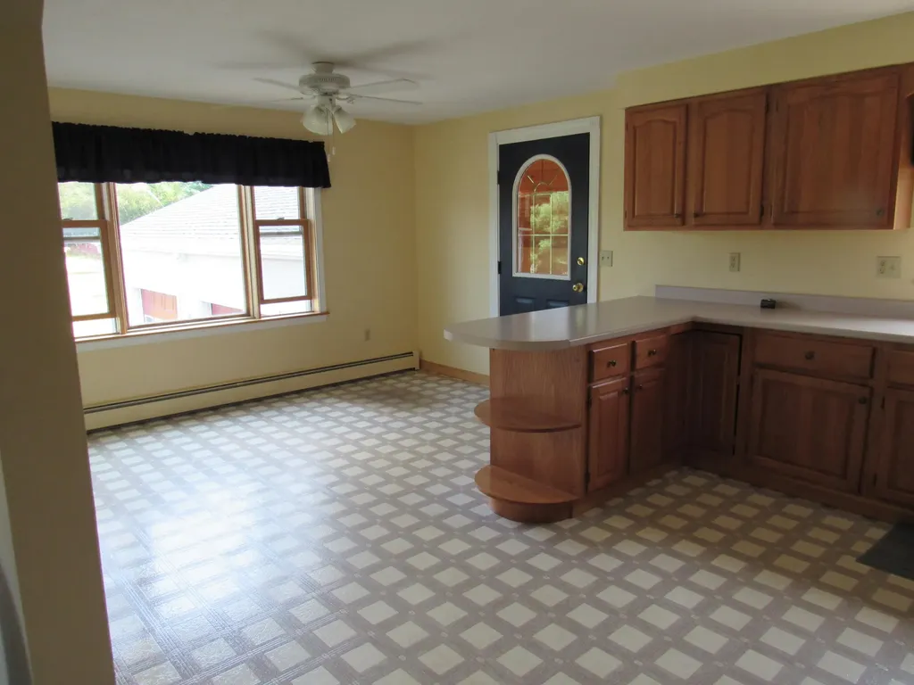 23 Robin Court Skowhegan ME 04976