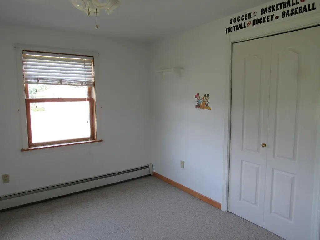 23 Robin Court Skowhegan ME 04976