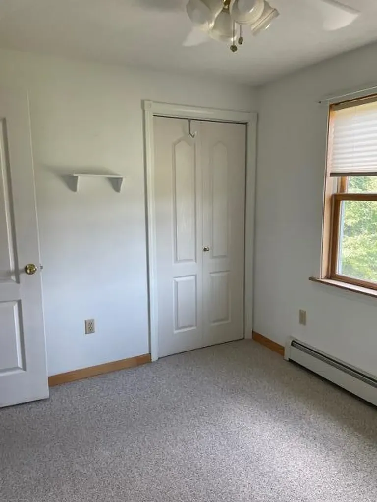 23 Robin Court Skowhegan ME 04976