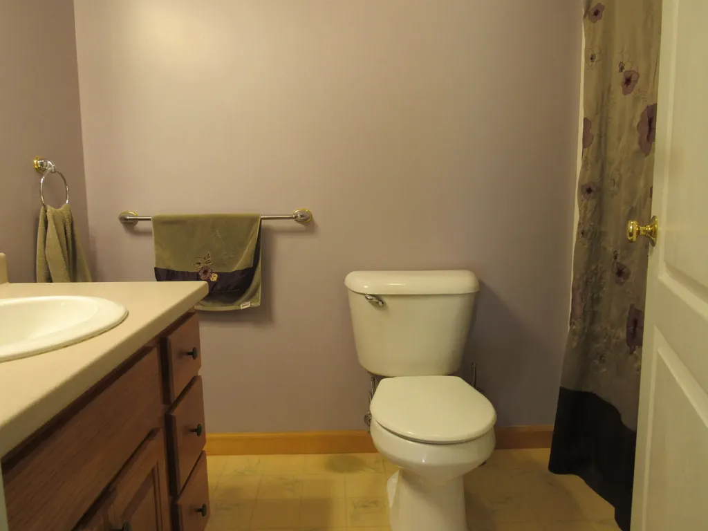 23 Robin Court Skowhegan ME 04976