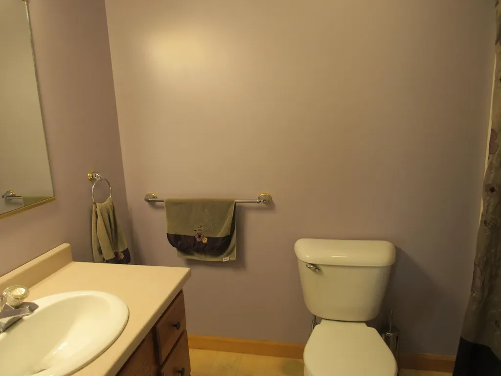 23 Robin Court Skowhegan ME 04976