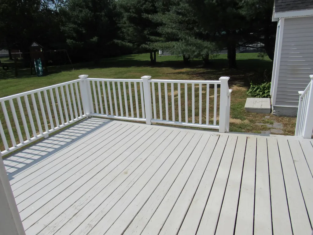 23 Robin Court Skowhegan ME 04976