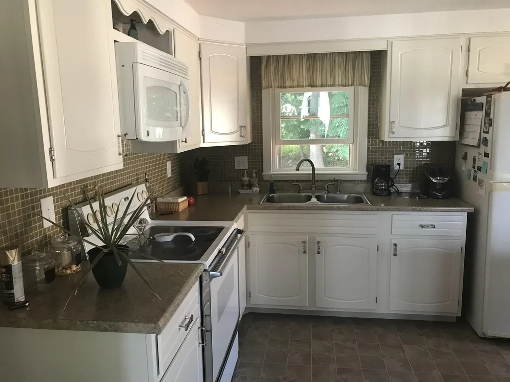 16 Phillip Street Scarborough ME 04074