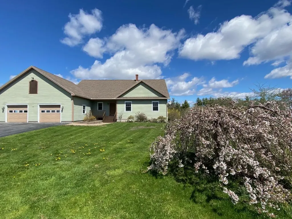 26 Cortland Avenue Turner ME 04282