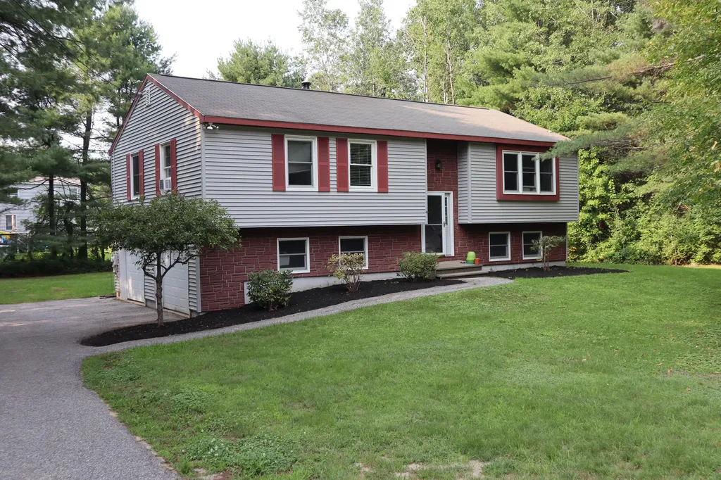 535 Stevens Mill Road Auburn ME 04210