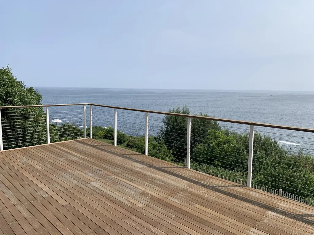 25 Pilot Point Road Cape Elizabeth ME 04107