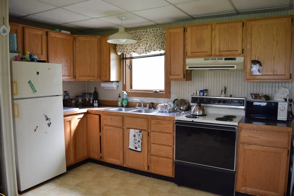 120 & 122 Bayside Road Ellsworth ME 04605