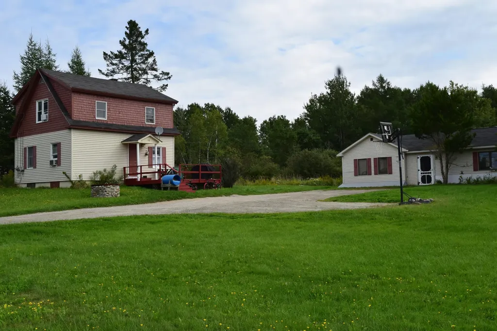 120 & 122 Bayside Road Ellsworth ME 04605