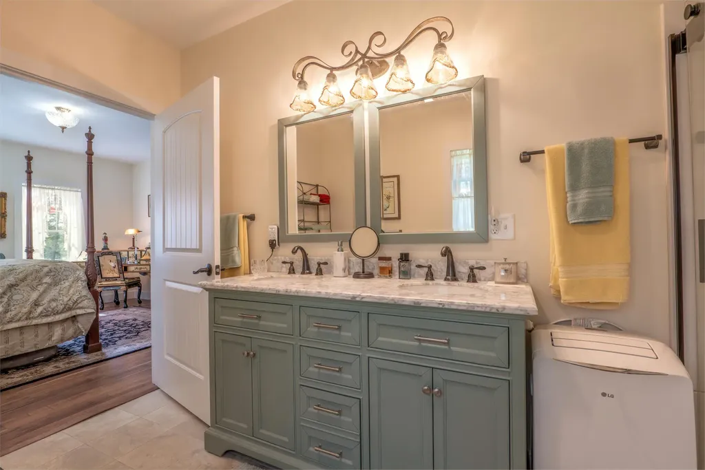 153 Woodcock Lane Lamoine ME 04605