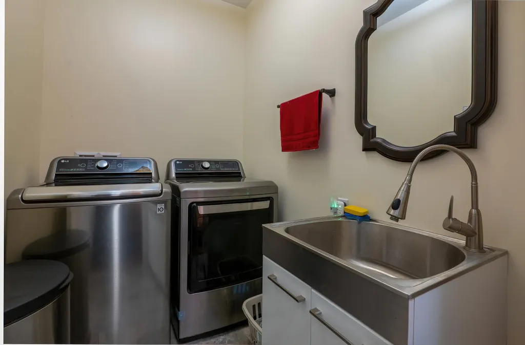 153 Woodcock Lane Lamoine ME 04605