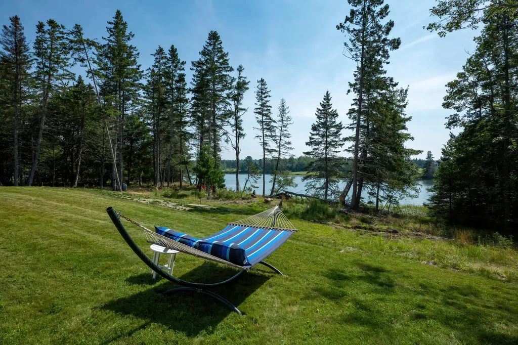 153 Woodcock Lane Lamoine ME 04605