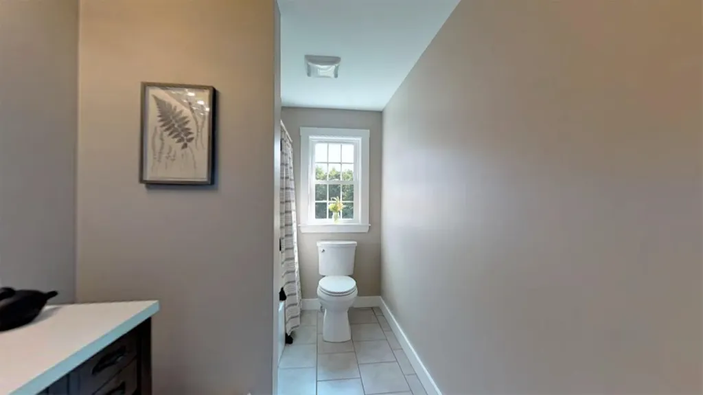 102 Cape Road Raymond ME 04071