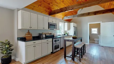 102 Cape Road Raymond ME 04071