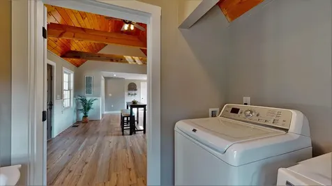 102 Cape Road Raymond ME 04071