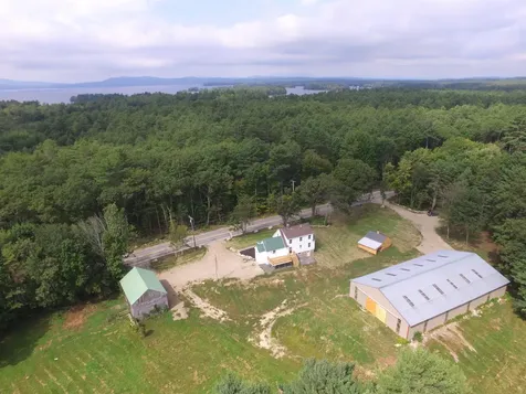 102 Cape Road Raymond ME 04071