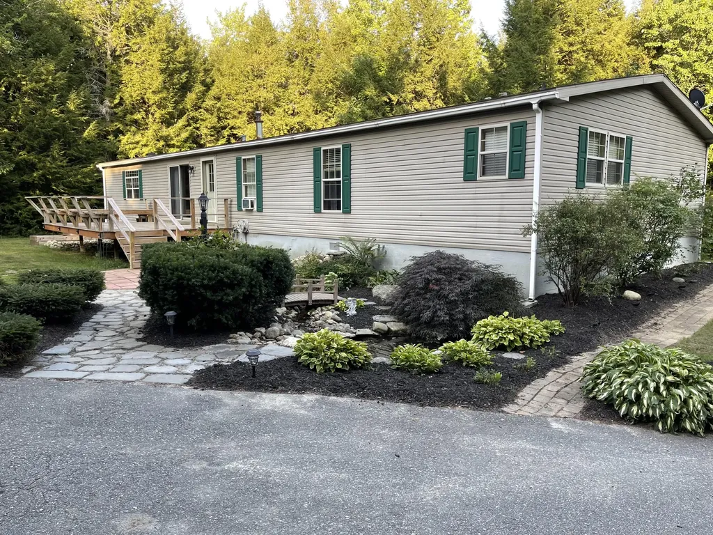 2645 Old Augusta Road Waldoboro ME 04572