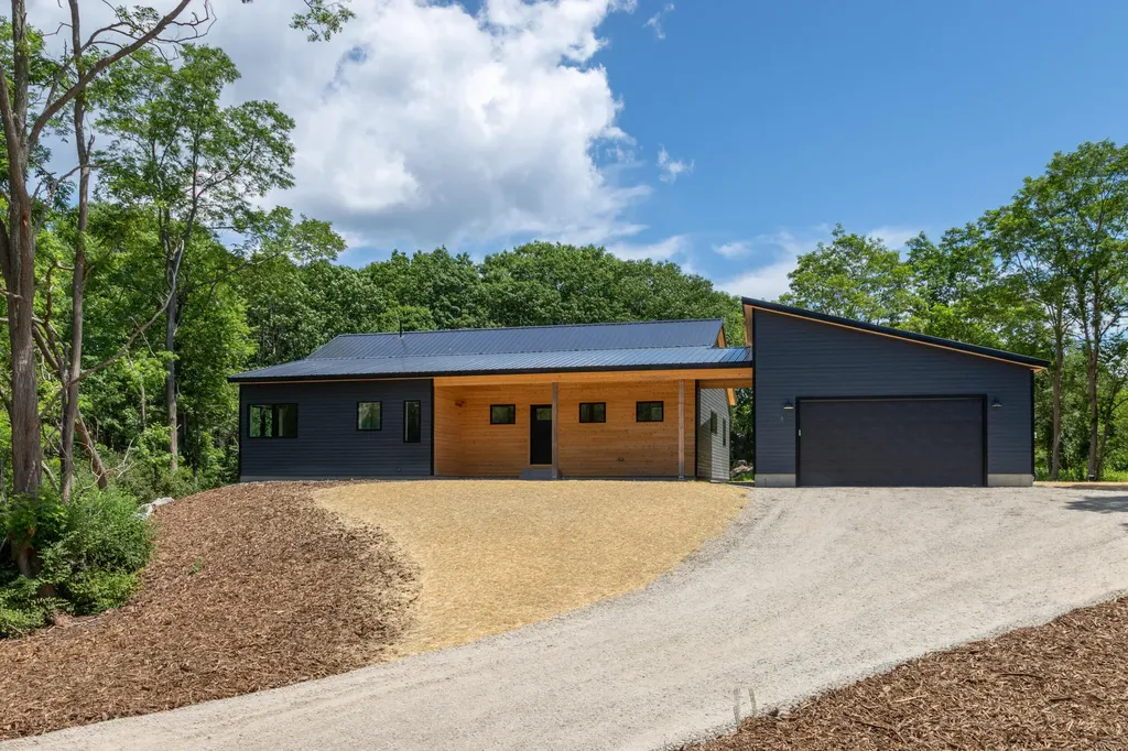 189 Oak Ridge Road Biddeford ME 04005