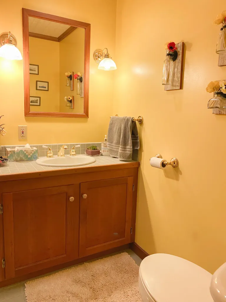 6 Coombs Street Bangor ME 04401