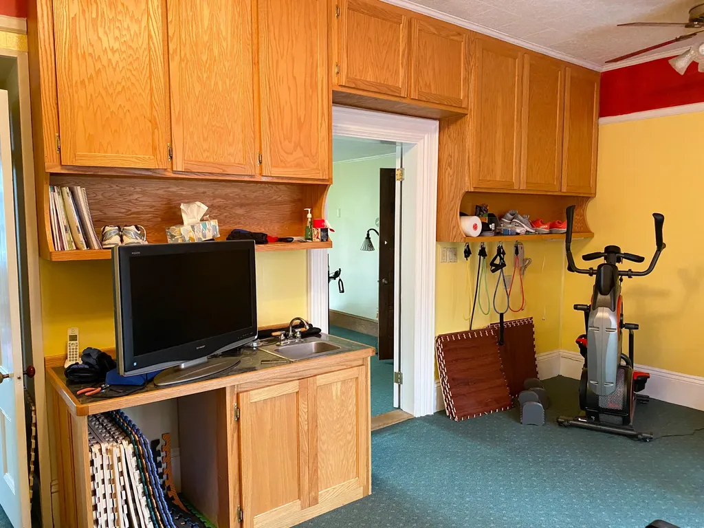 6 Coombs Street Bangor ME 04401
