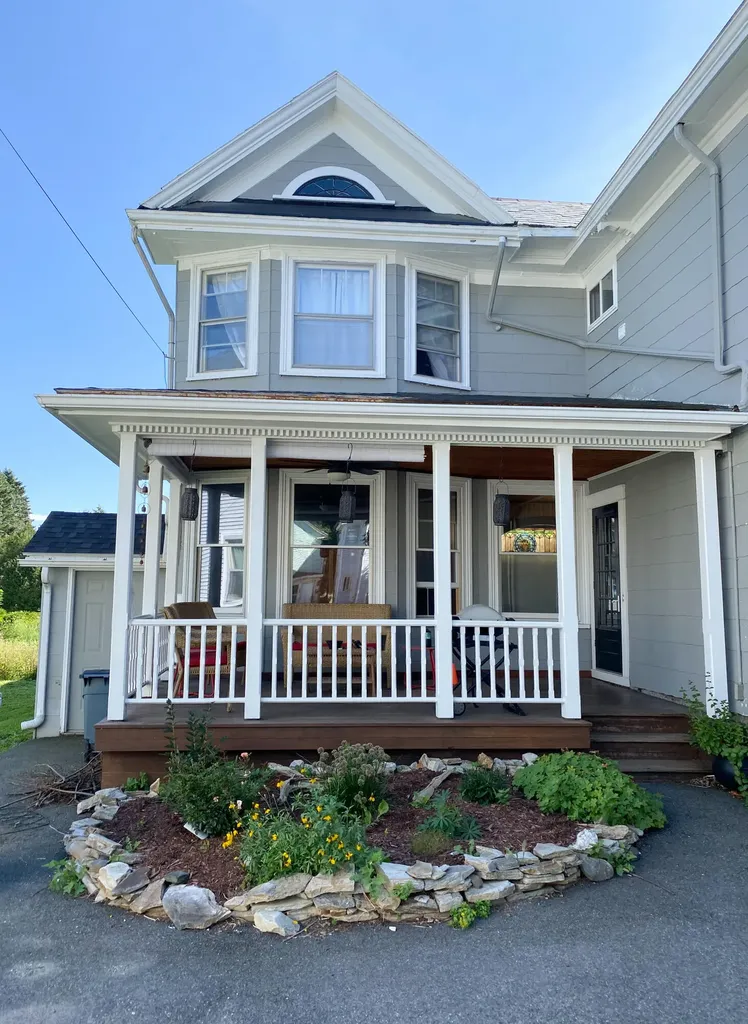 6 Coombs Street Bangor ME 04401