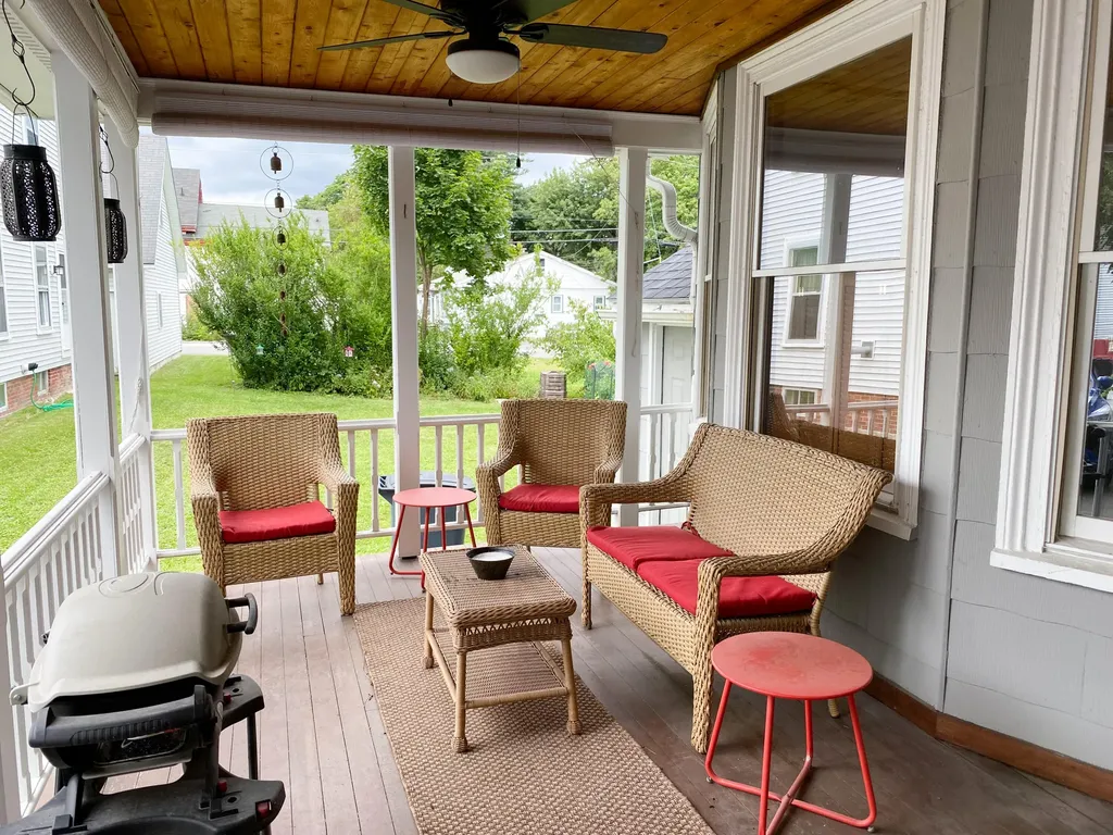 6 Coombs Street Bangor ME 04401