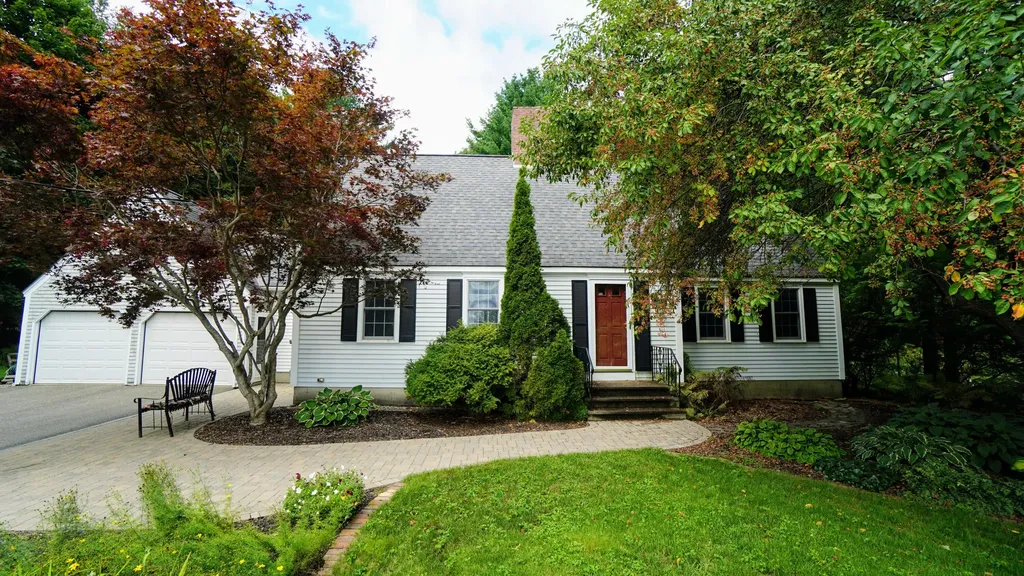 14 Ridge Road Waterville ME 04901