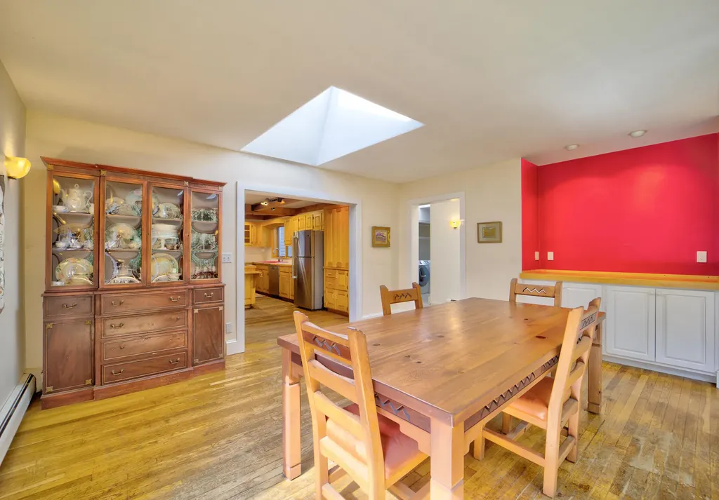 29 Penny Lane Blue Hill ME 04614