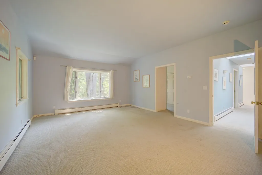 29 Penny Lane Blue Hill ME 04614