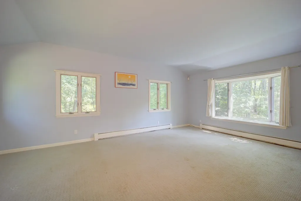 29 Penny Lane Blue Hill ME 04614