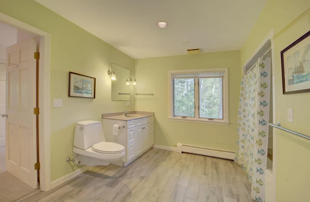 29 Penny Lane Blue Hill ME 04614