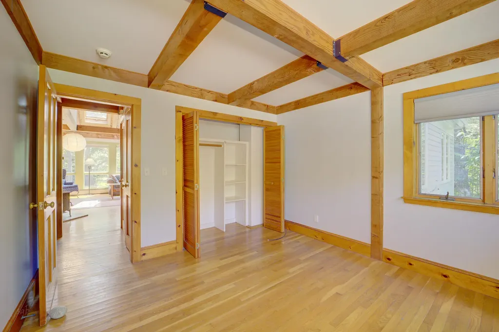 29 Penny Lane Blue Hill ME 04614