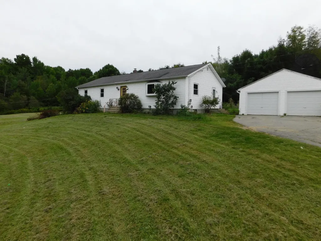 25 School Street Greene ME 04236