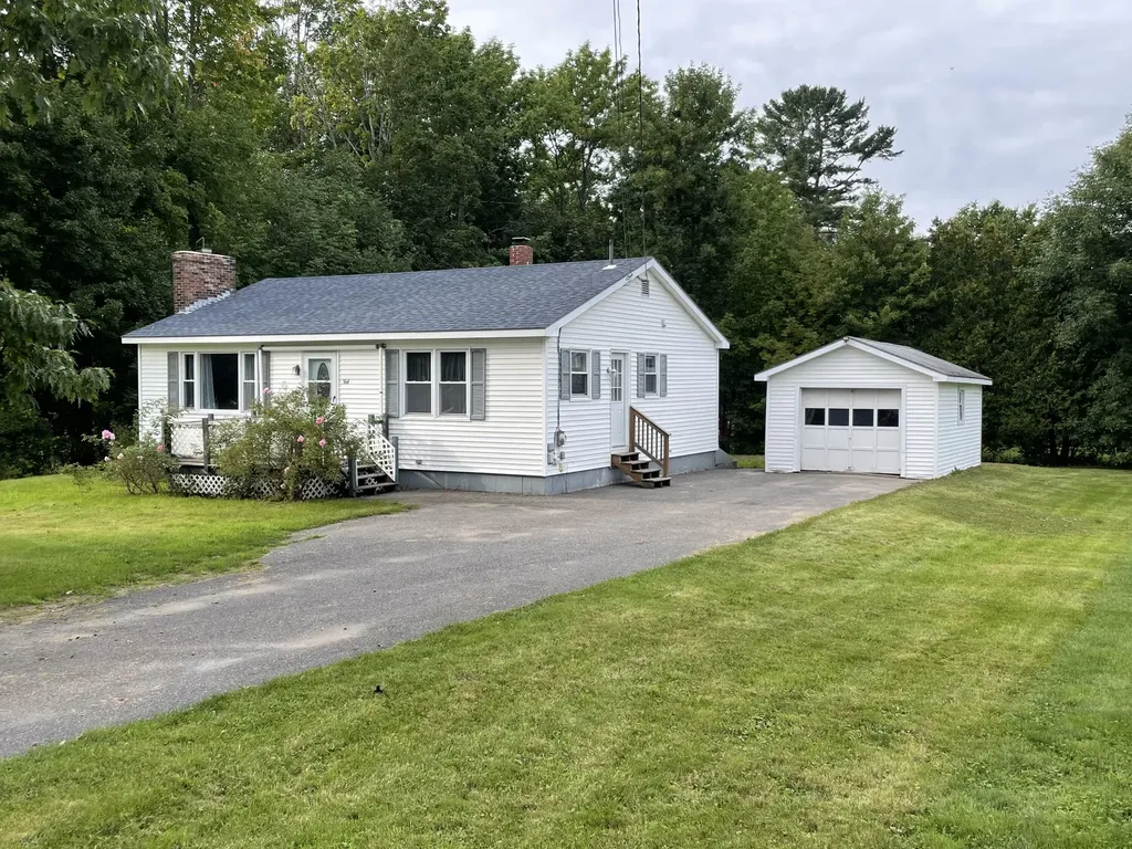 364 Center Road Fairfield ME 04937
