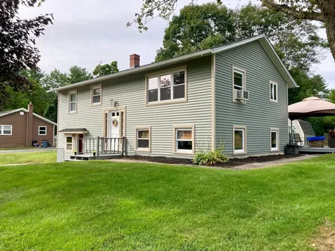 39 Roberta Street Farmingdale ME 04344