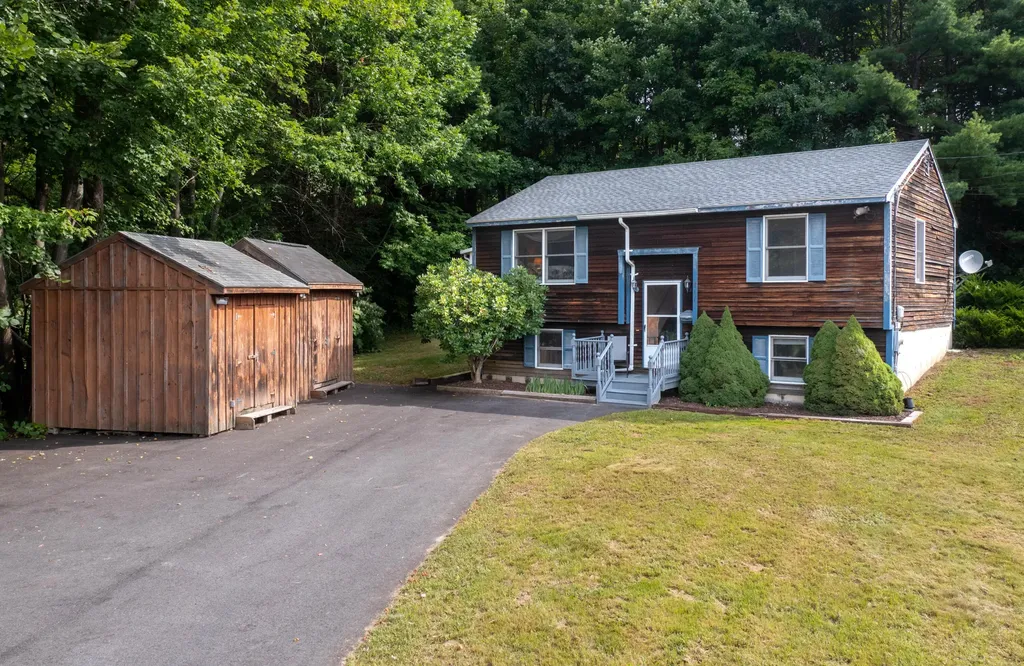 511 Cumberland Street Westbrook ME 04092