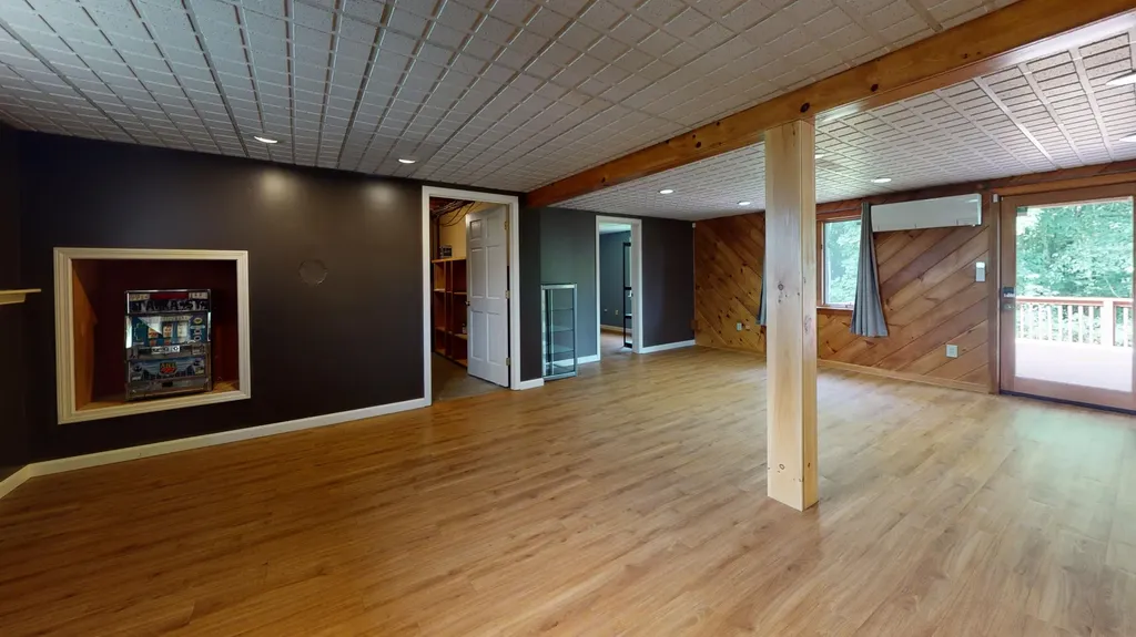 306 Beech Hill Road Auburn ME 04210