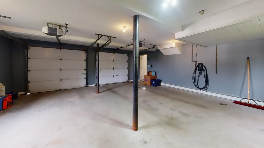 306 Beech Hill Road Auburn ME 04210