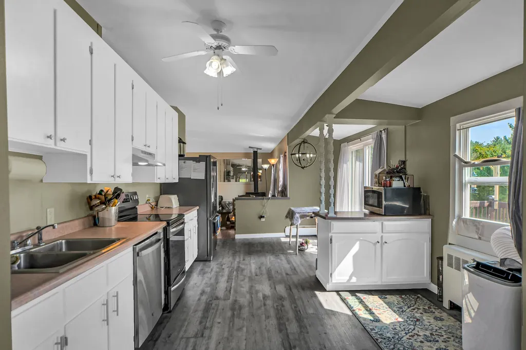 26 Tracy Street Augusta ME 04330