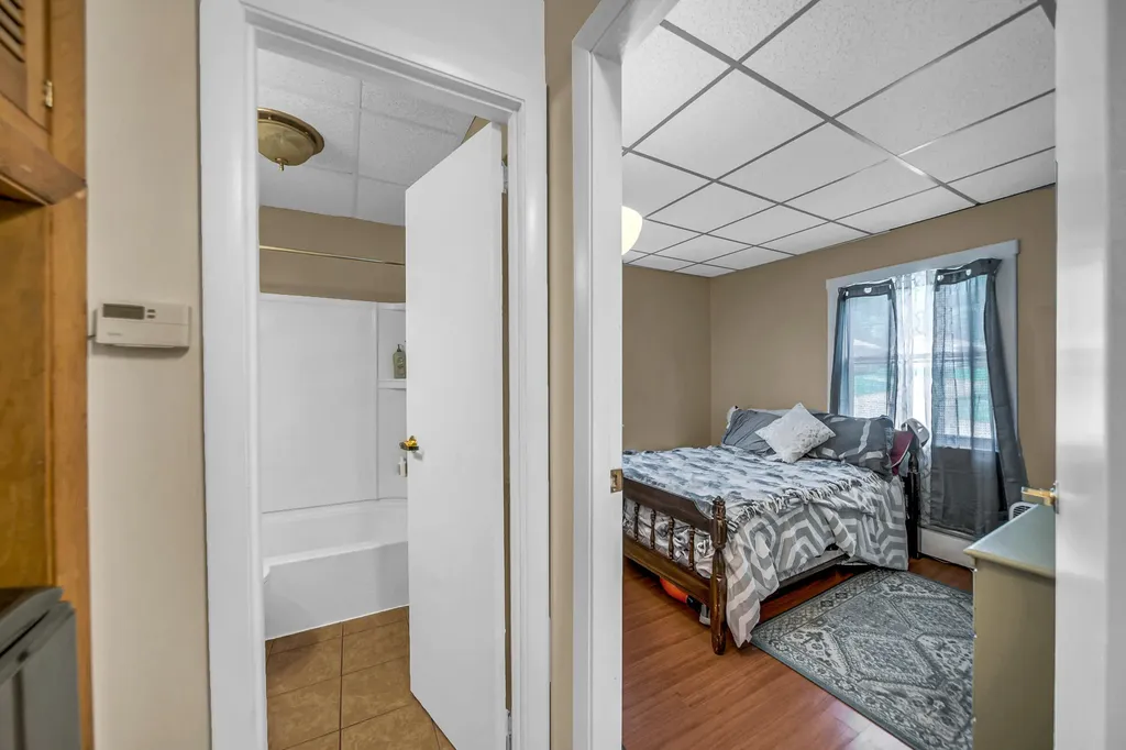 26 Tracy Street Augusta ME 04330