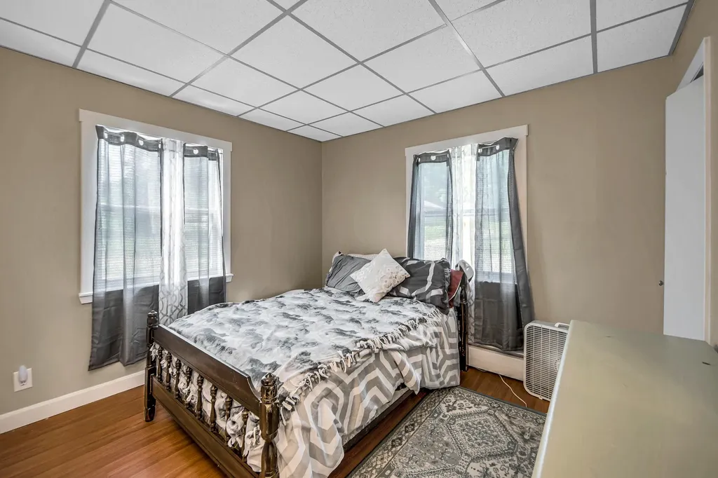 26 Tracy Street Augusta ME 04330