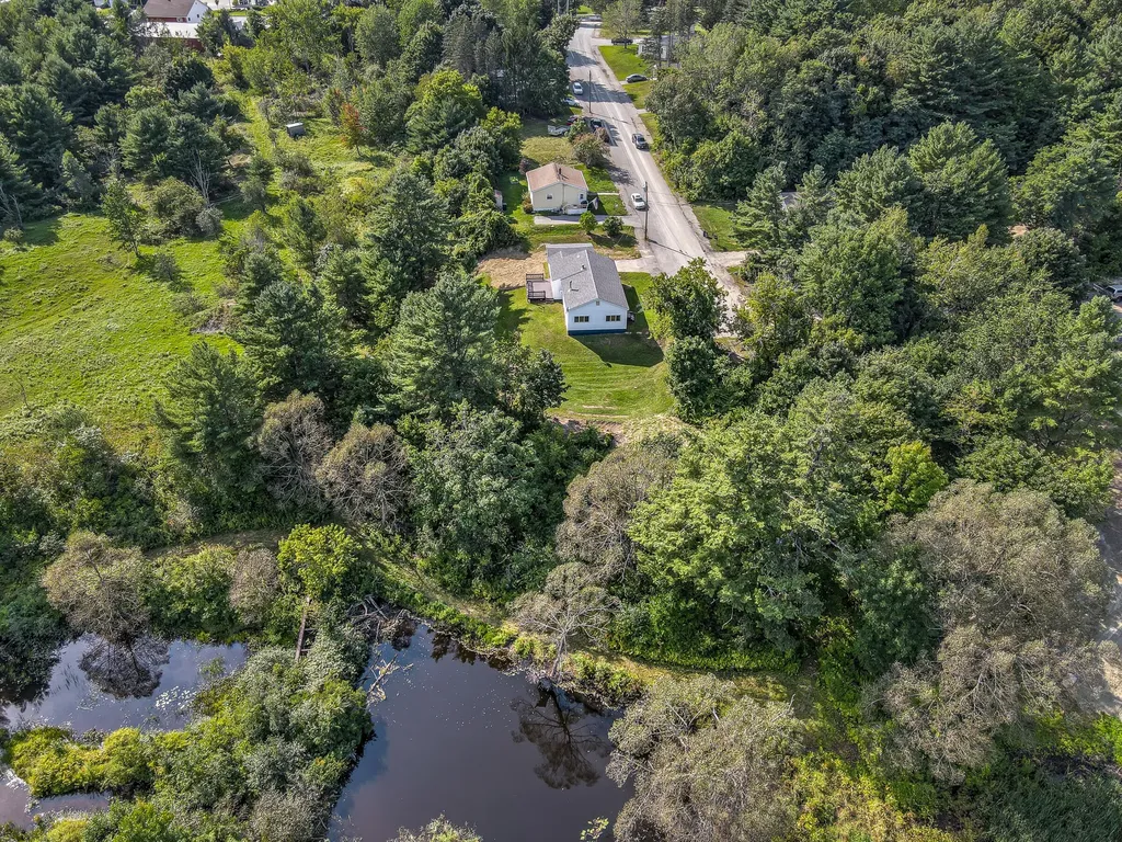 26 Tracy Street Augusta ME 04330