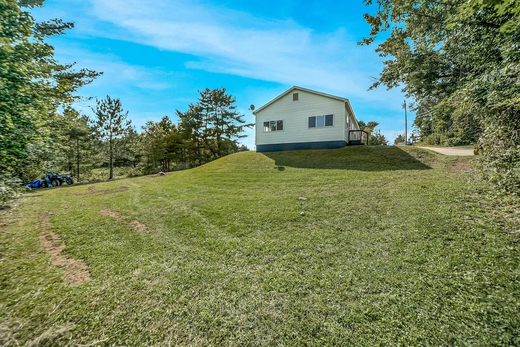 26 Tracy Street Augusta ME 04330