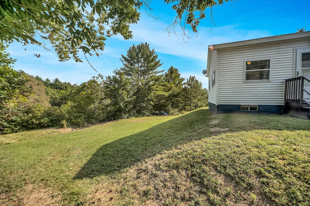 26 Tracy Street Augusta ME 04330
