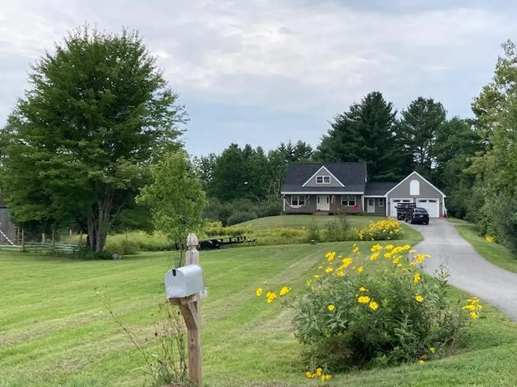 20 Schuster Road Falmouth ME 04105