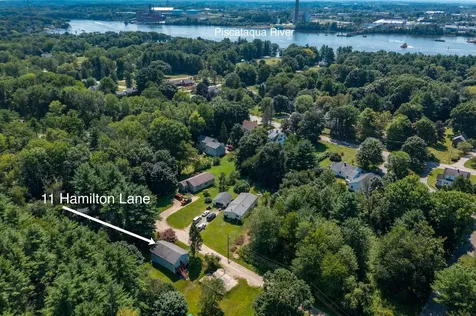 11 Hamilton Lane Eliot ME 03903