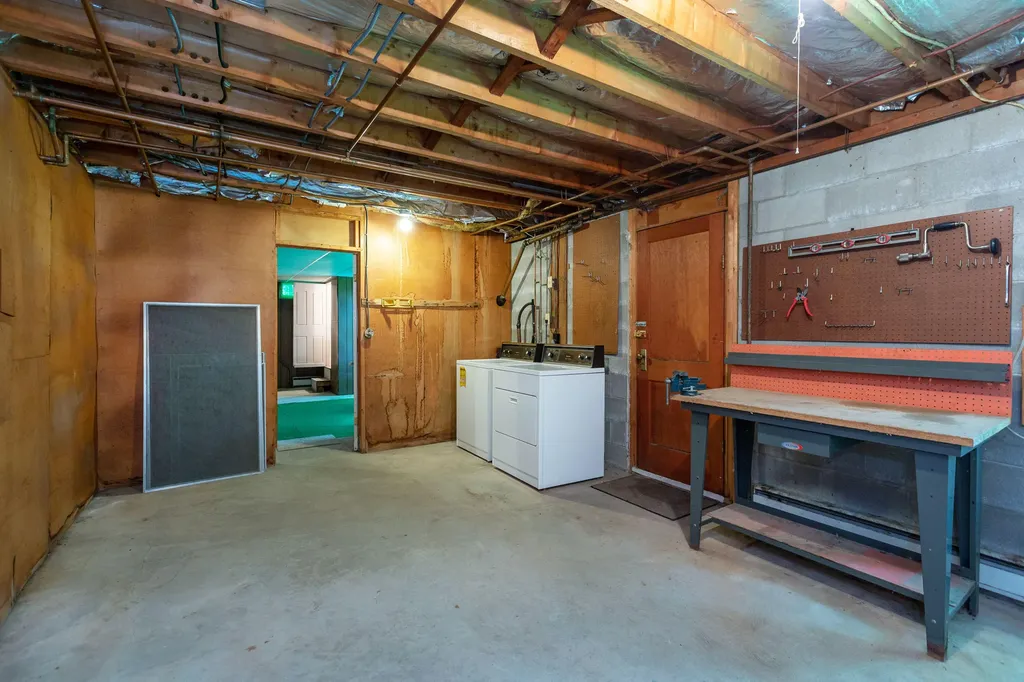 25 Richardson Lane West Bath ME 04530
