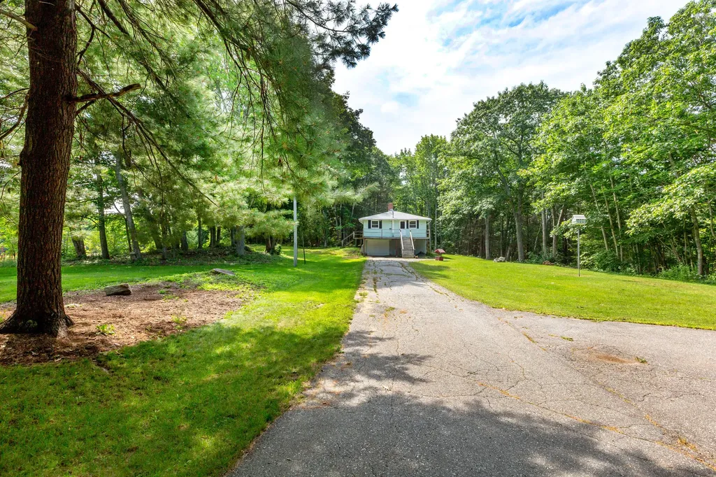 25 Richardson Lane West Bath ME 04530