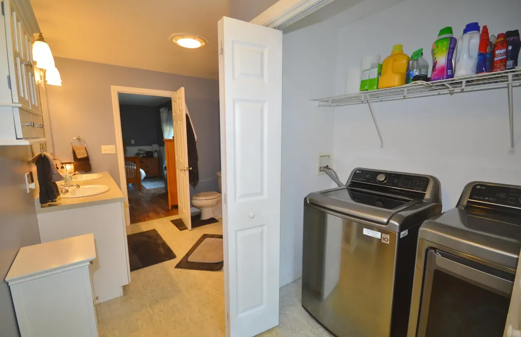 200 Hoxie Hill Road Orrington ME 04474